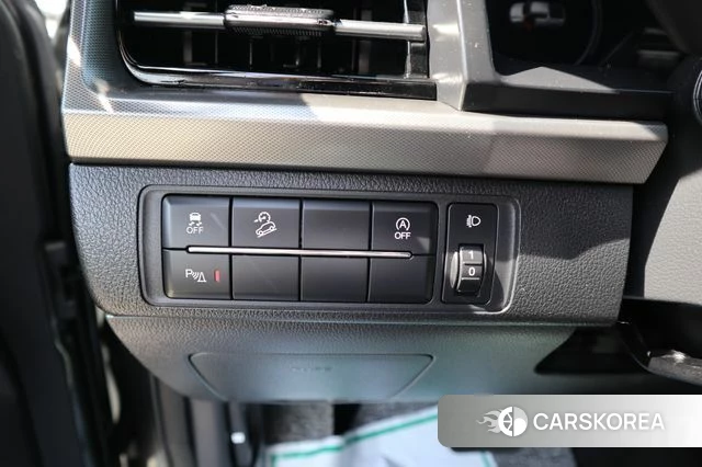 Ssangyong The New Rexton Sports Cannes 2024 Серый из Кореи, фото 2