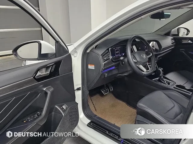 Volkswagen 7th Generation of Jetta 2023 Белый из Кореи, фото 2