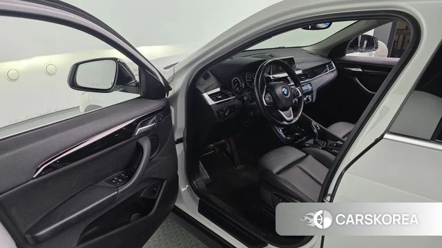 BMW X2 (F39) 2019 Белый из Кореи, фото 2