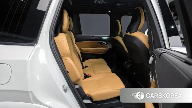 Volvo XC90 second Generation 2024 Белый из Кореи, фото 2