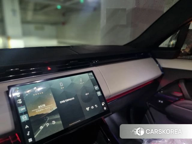 Land Rover Range Rover Sport 3rd Generation 2026 Черный из Кореи, фото 2