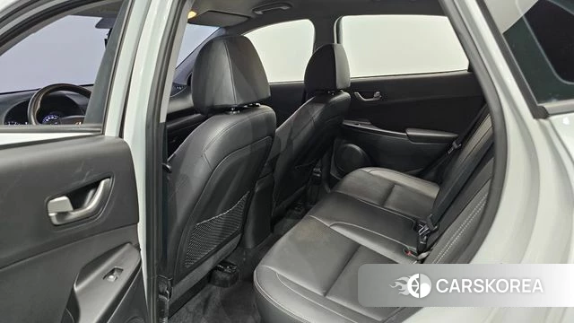 Hyundai Kona 2018 Белый из Кореи, фото 2