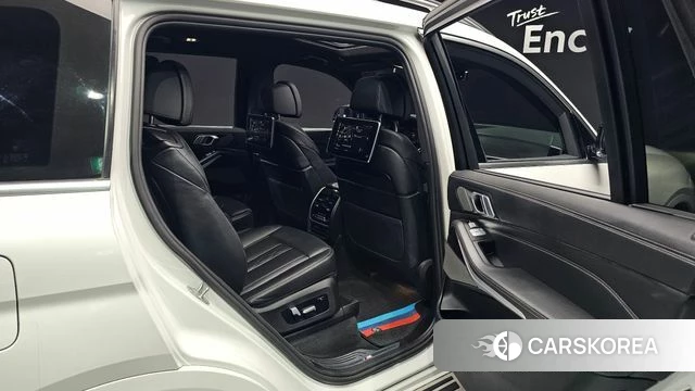 BMW X7 (G07) 2021 Белый из Кореи, фото 2