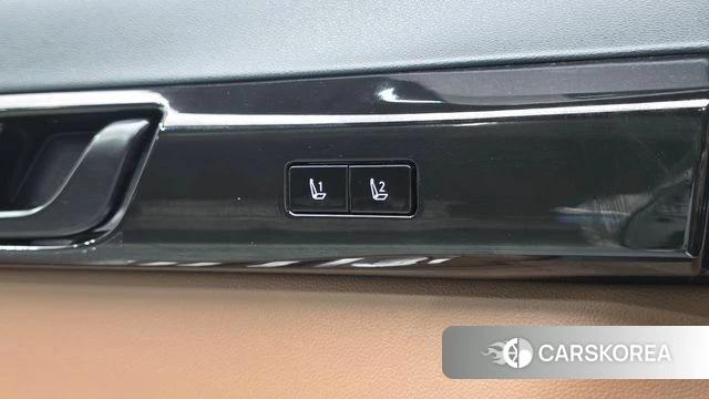 Hyundai Grandeur Hybrid (GN7) 2023 Белый из Кореи, фото 2