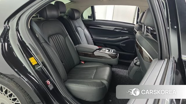 Genesis G90 2018 Черный из Кореи, фото 2