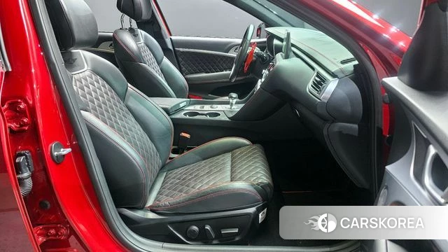 Genesis G70 2018 Красный из Кореи, фото 2