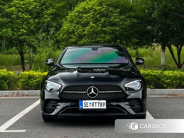 Mercedes-Benz E-class (imported) 2021 Черный из Китая, фото 2