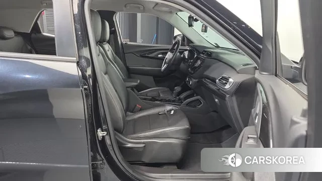 Chevrolet (GM Daewoo) Trailblazer 2020 Черный из Кореи, фото 2