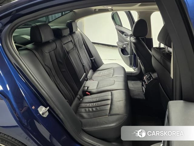 BMW 5 Series (G30) 2018 Синий из Кореи, фото 2