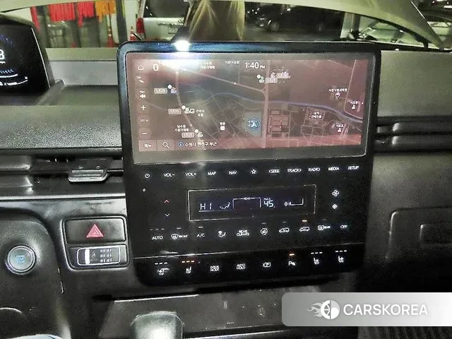 Hyundai Staria 2021 Серебристо-серый из Кореи, фото 2