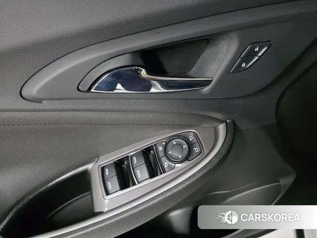 Chevrolet (GM Daewoo) The New Malibu 2021 Белый из Кореи, фото 2