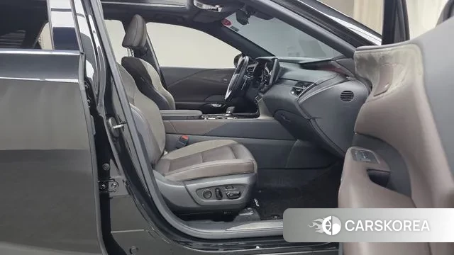 Lexus RX350h 5th generation 2023 Черный из Кореи, фото 2