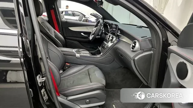 Mercedes-Benz GLC-Class X253 2023 Черный из Кореи, фото 2