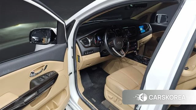 Kia The New Carnival 2018 Белый из Кореи, фото 2