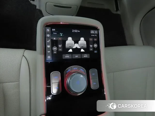 Genesis G90 (RS4) 2022 Темно-зеленый из Кореи, фото 2