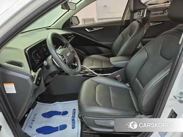 Kia Di Ol Nu Niro 2022 Белый из Кореи, фото 2