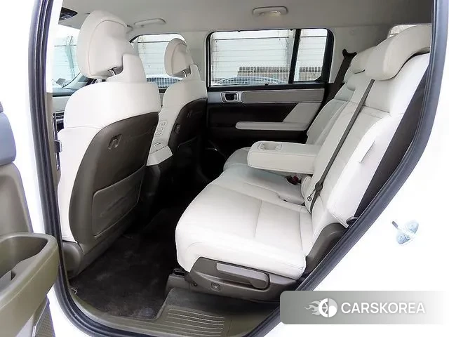 Hyundai Santa Fe (MX5) 2023 Белый из Кореи, фото 2