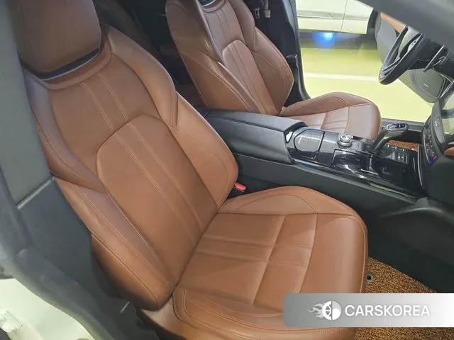 Maserati Ghibli 2019 Белый из Кореи, фото 2