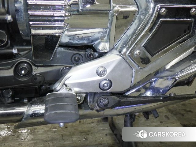 Проданный Honda GL1800 TOUR DCT id 4184355 из Японии