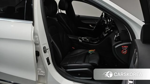 Mercedes-Benz C-Class W205 2020 Белый из Кореи, фото 2