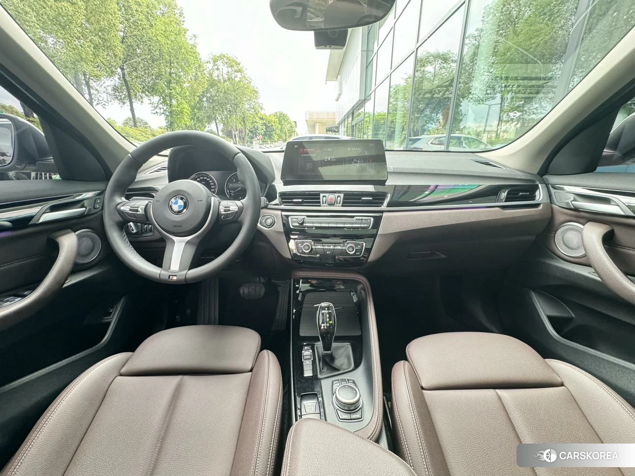 BMW X1 2021 Белый из Китая, фото 2