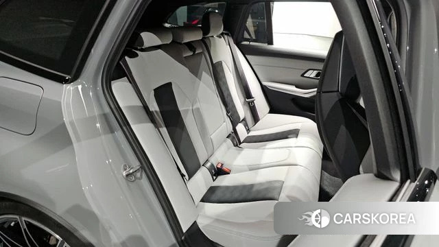 BMW M3 (G80) 2026 Серый из Кореи, фото 2