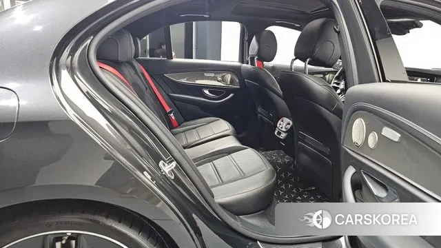 Mercedes-Benz E-Class W213 2022 Серый из Кореи, фото 2