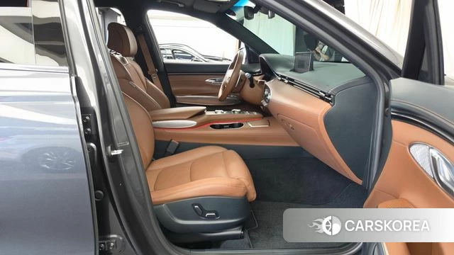 Genesis GV70 2021 Серый из Кореи, фото 2