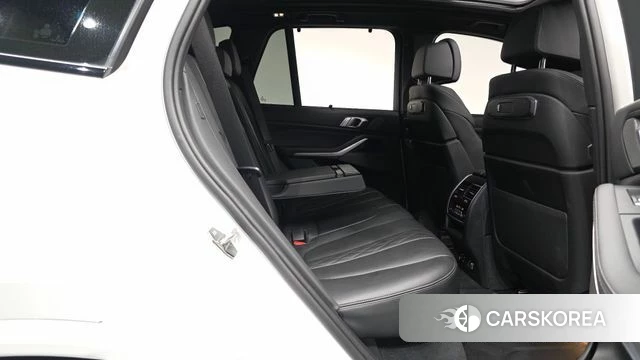 BMW X5 (G05) 2024 Белый из Кореи, фото 2