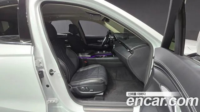 Genesis GV70 2021 Белый из Кореи, фото 2