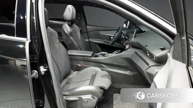 Peugeot 3008 second generation 2019 Черный из Кореи, фото 2