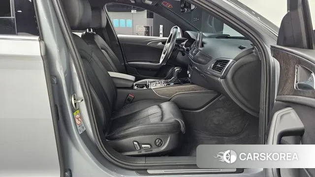 Audi New A6 2018 Серебристо-серый из Кореи, фото 2