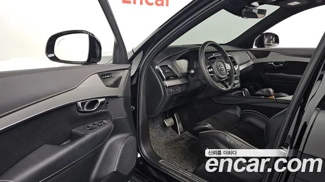 Volvo XC90 second Generation 2021 Черный из Кореи, фото 2