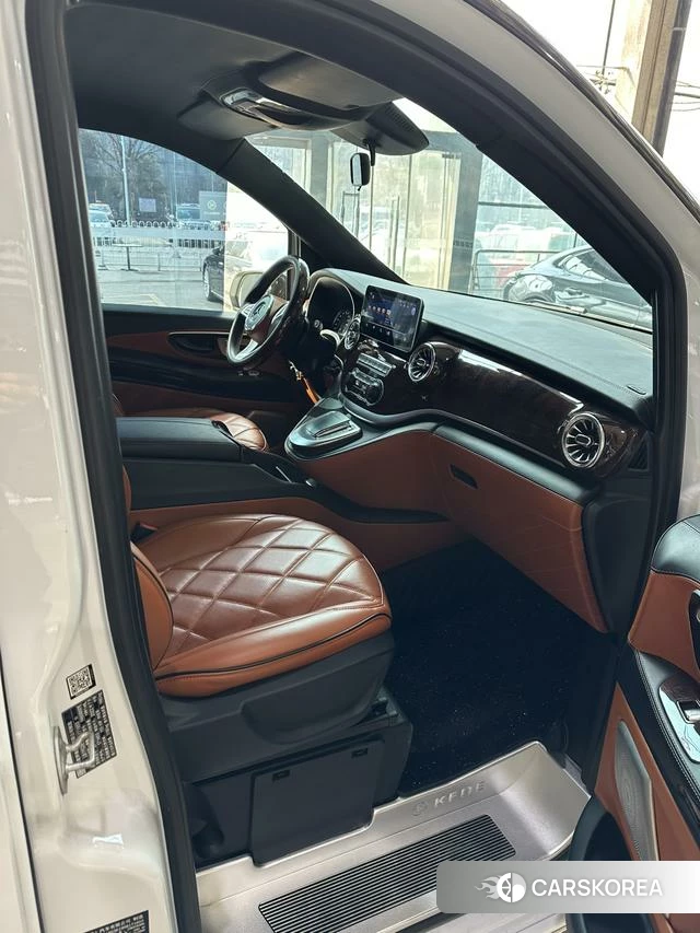 Mercedes-Benz Vito 2023 Черный из Китая, фото 2