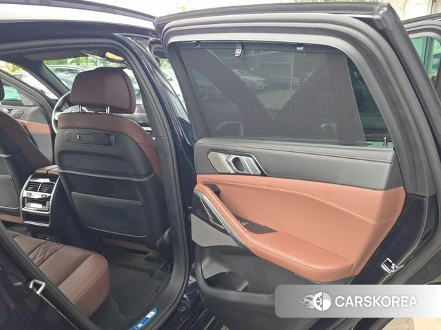 BMW X6 (G06) 2025 Черный из Кореи, фото 2