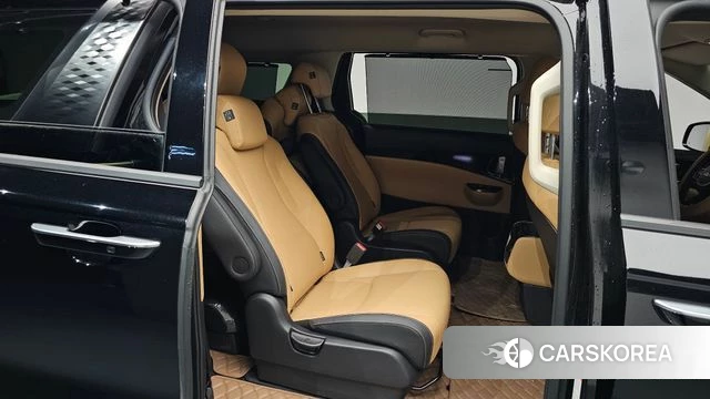 Kia Carnival 4th generation 2022 Черный из Кореи, фото 2