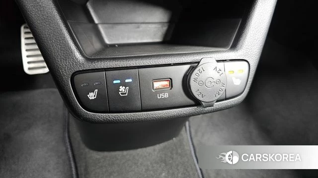 Kia The New Kia Ray 2023 Белый из Кореи, фото 2
