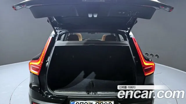 Volvo XC40 2020 Черный из Кореи, фото 2