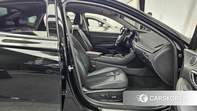 Hyundai Sonata (DN8) 2022 Черный из Кореи, фото 2