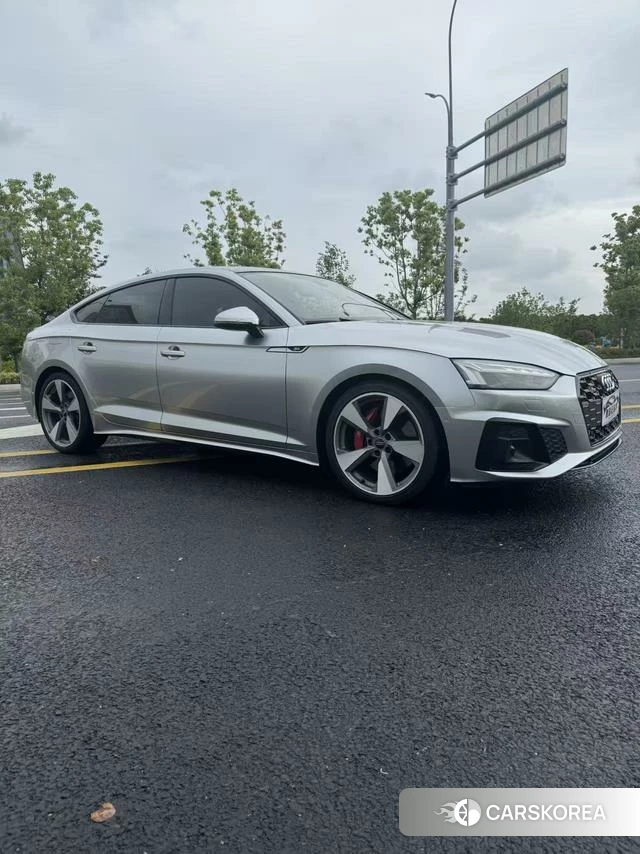 Audi S5 2021 Серебристо-серый из Китая, фото 2