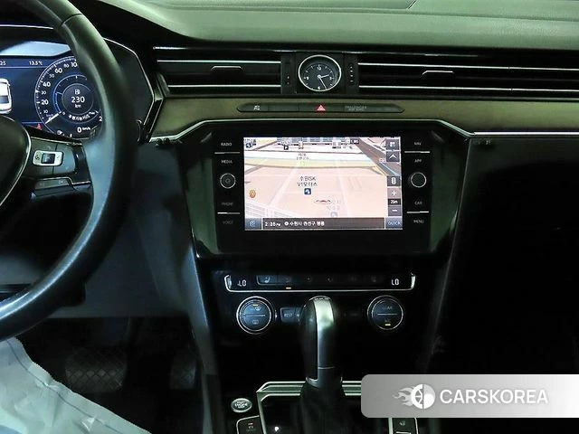 Volkswagen Passat GT (B8) 2018 Черный из Кореи, фото 2