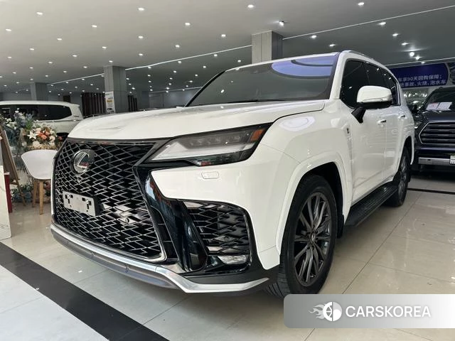 Lexus LX 2024 Белый из Китая, фото 2