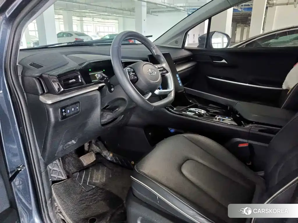 Hyundai Kustu 2024 Silver/gray из Китая, фото 2