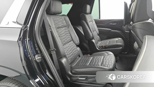 Cadillac Escalade 5th Generation 2021 Черный из Кореи, фото 2