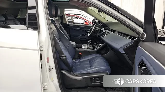 Land Rover Range Rover Evoque 2nd Generation 2019 Белый из Кореи, фото 2