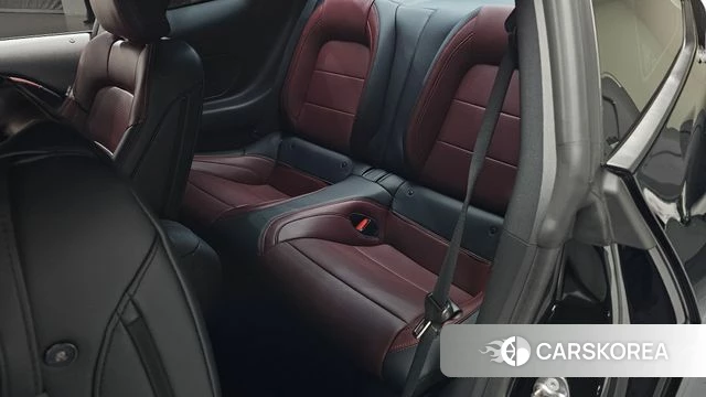 Ford Mustang 7th Generation 2024 Черный из Кореи, фото 2