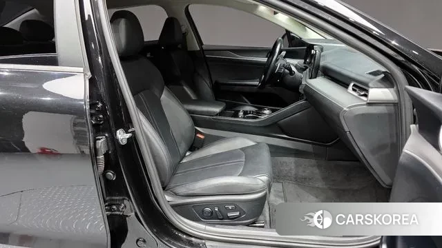 Kia K5 3rd generation 2021 Черный из Кореи, фото 2