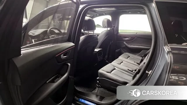 Audi Q7 (4M) 2023 Серый из Кореи, фото 2