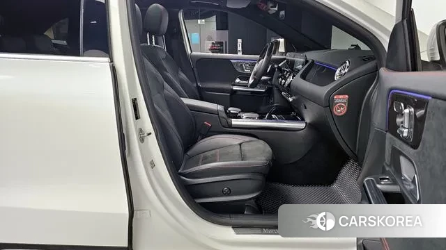 Mercedes-Benz GLA - Class H247 2020 Белый из Кореи, фото 2