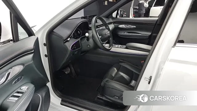 Genesis GV70 2021 Белый из Кореи, фото 2